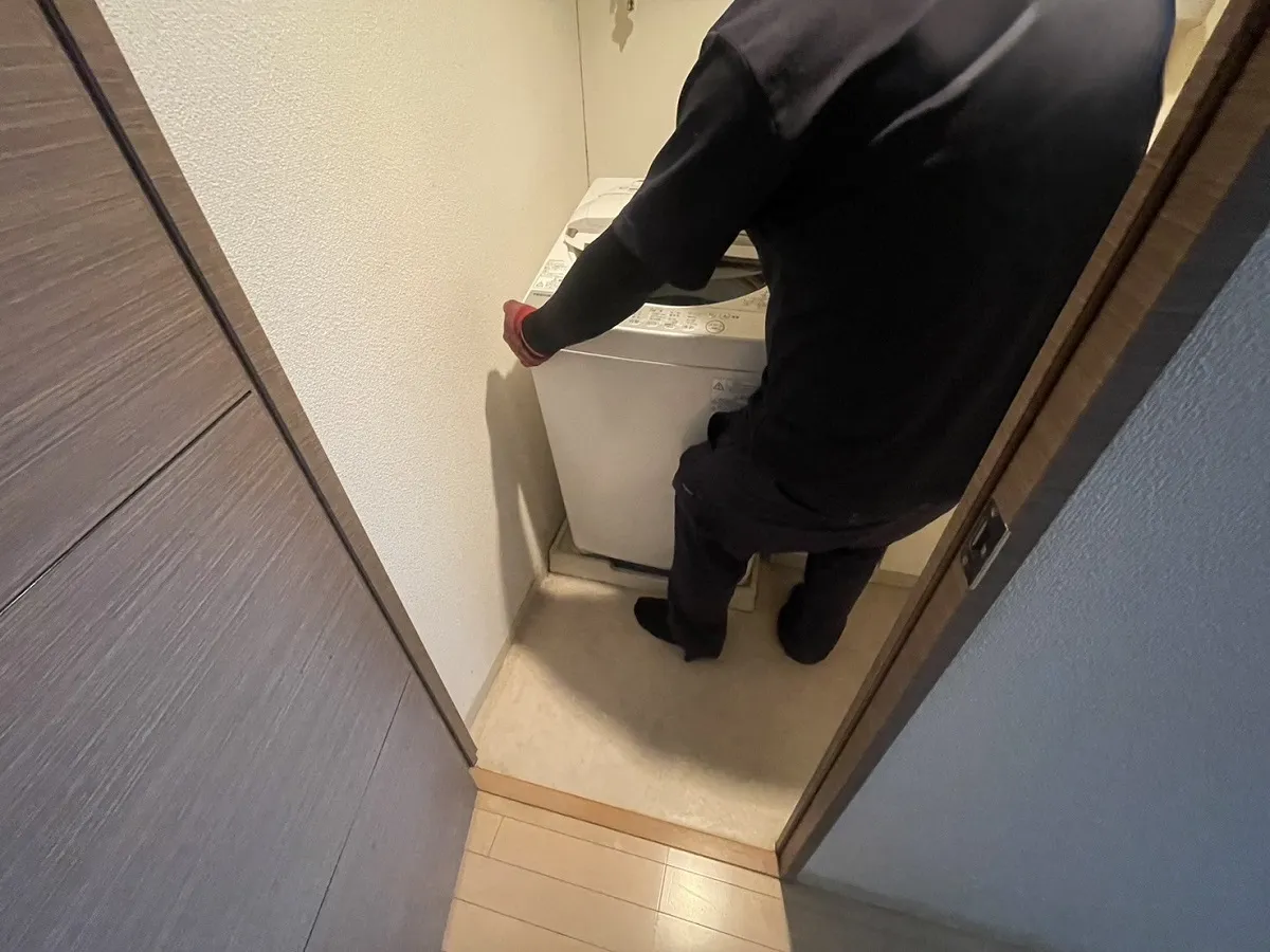 「2DKのマンションから洗濯機・ベッドを回収させていただきました」作業写真